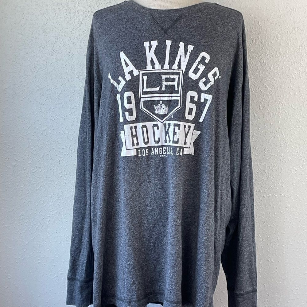 Pre-Owed NHL Mens LA Kings Hockey Gray Long Sleeve Size 2XL